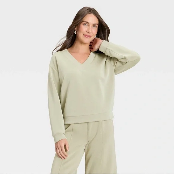 NWOT A New Day Sandwash Sweatshirt V Neck Pull Over Light Green Small Athleisure - Picture 1 of 11